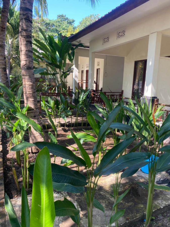 Oktavia Bungalows Gili Air Exterior foto